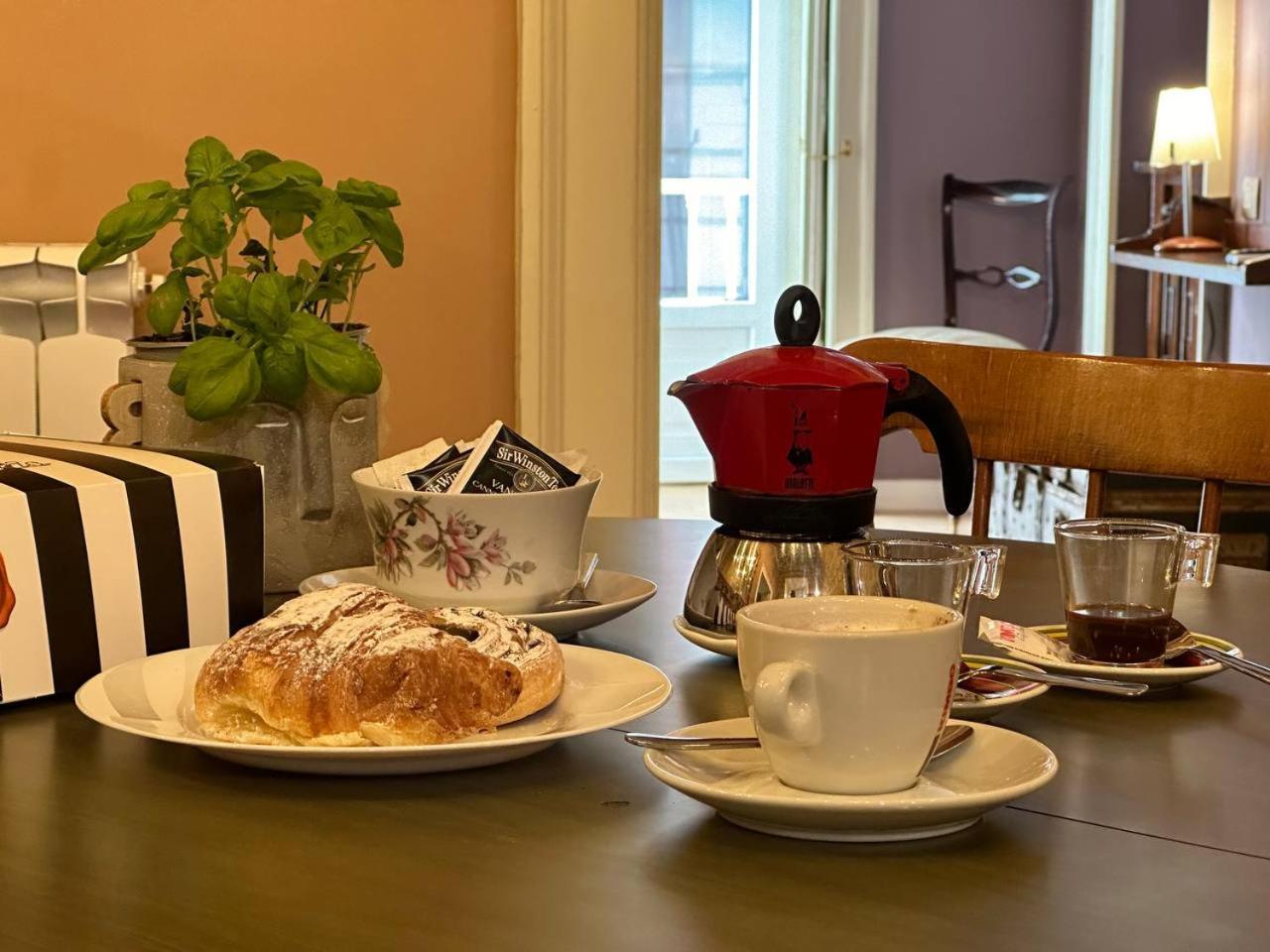 I Leoni Di Rosaroll Bed & Breakfast Naples Luaran gambar